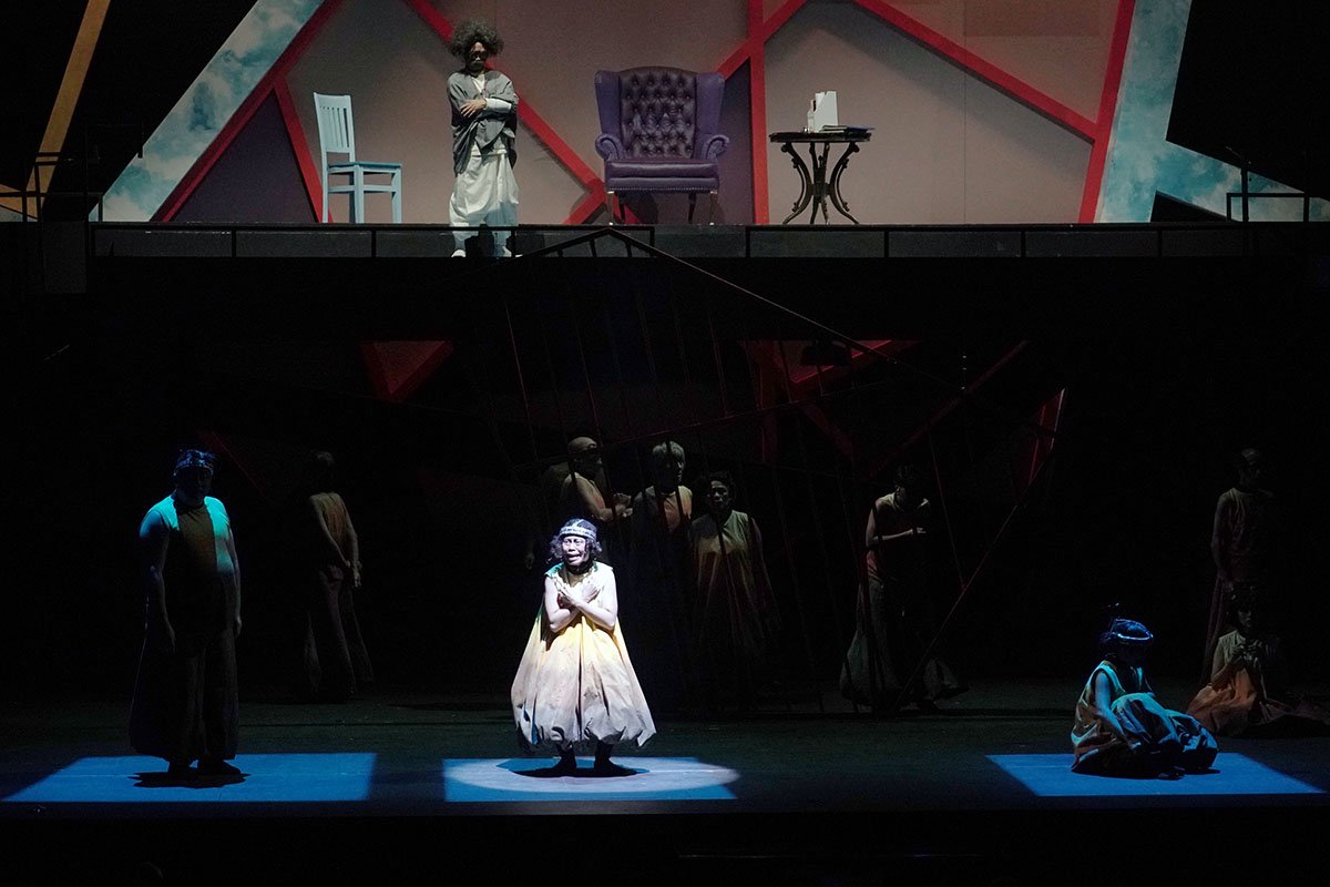 Teater Koma Hidupkan Rumah Sakit Jiwa dengan Wajah Baru