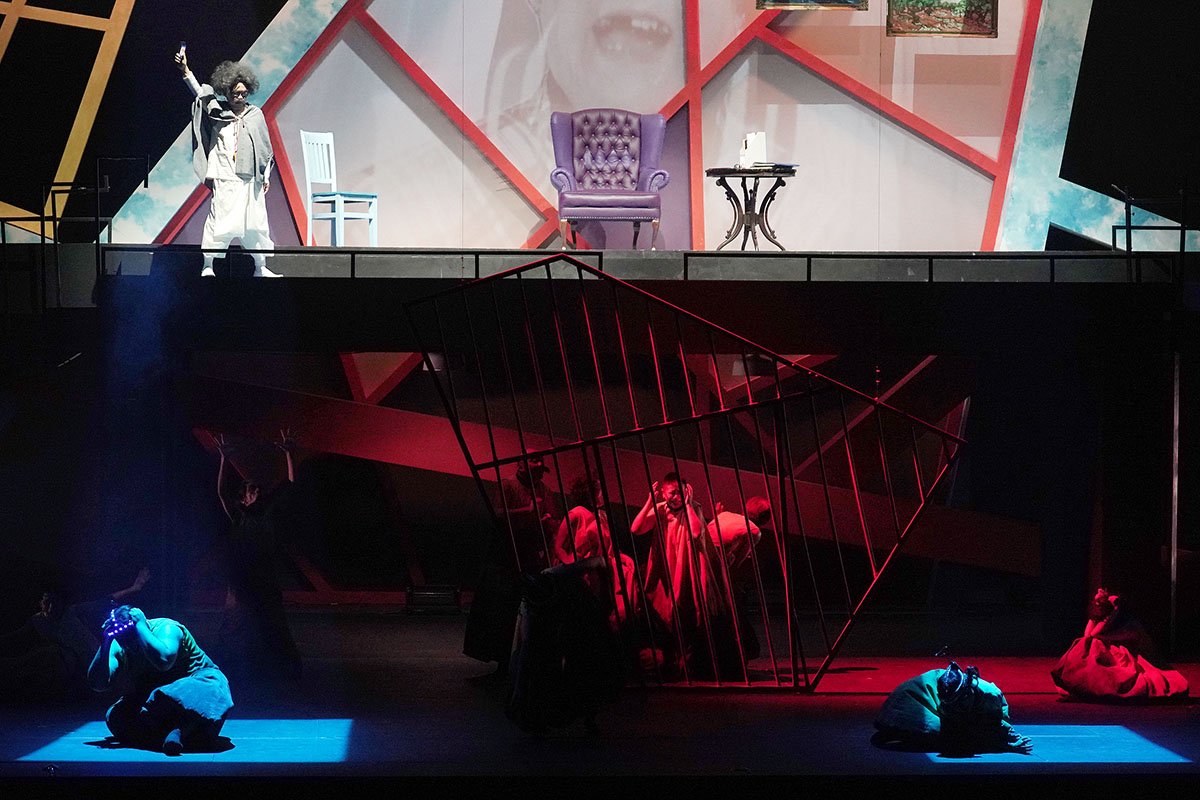Teater Koma Hidupkan Rumah Sakit Jiwa dengan Wajah Baru