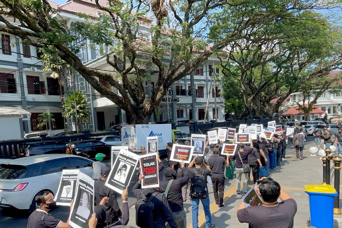 Pernyataan 'Londo Ireng' Picu Protes, Insan Pers Malang Tuntut Permintaan Maaf Presiden