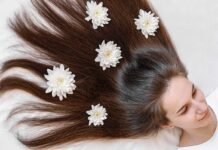Rambut Rontok dan Ketombe Tak Kunjung Hilang? Kenali Penyebab dan Cara Mengatasinya Rambut Rontok dan Ketombe Tak Kunjung Hilang? Kenali Penyebab dan Cara Mengatasinya