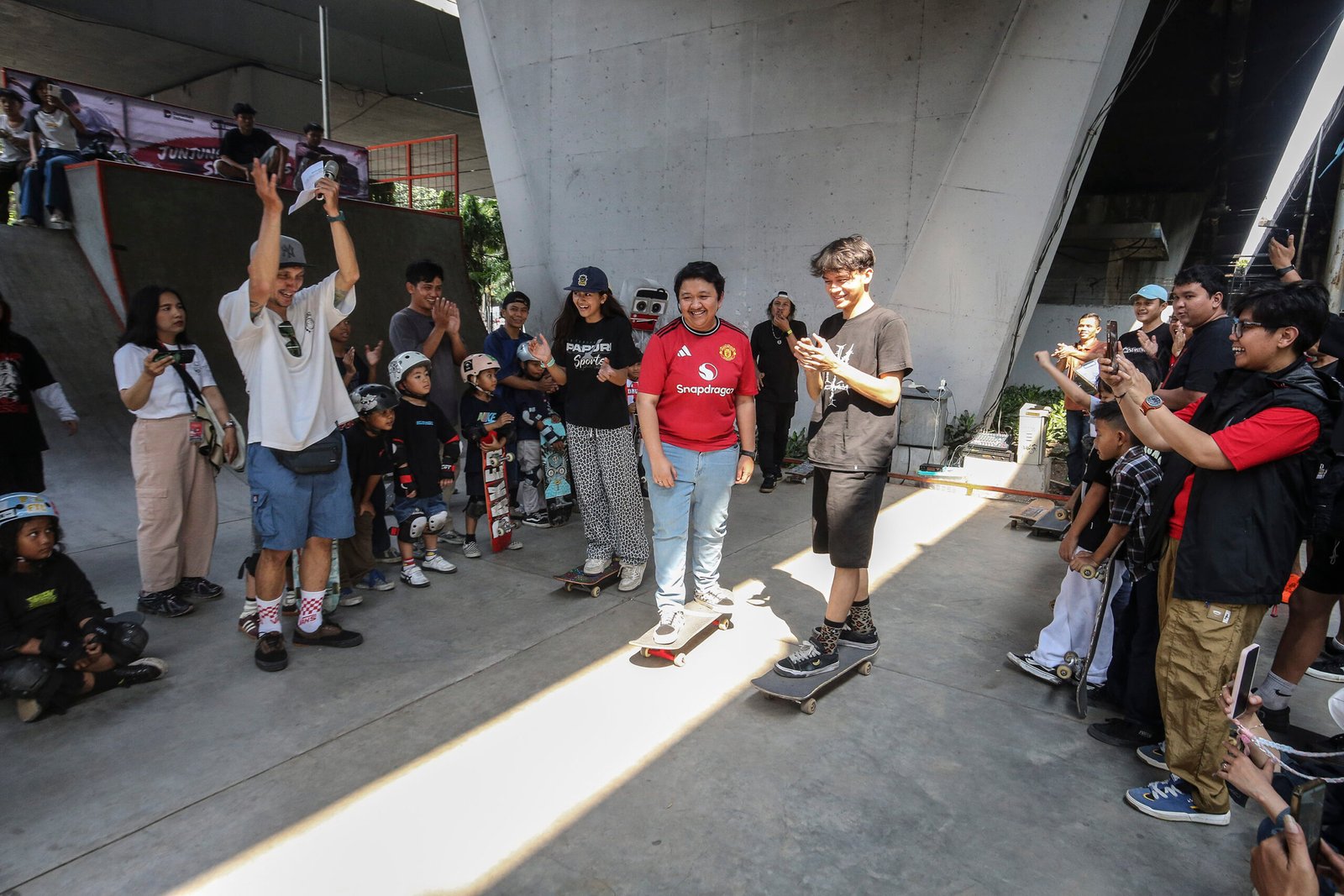 Skateboarder Muda Beraksi di Slipi, 85 Atlet Ramaikan Commuter Skate Games