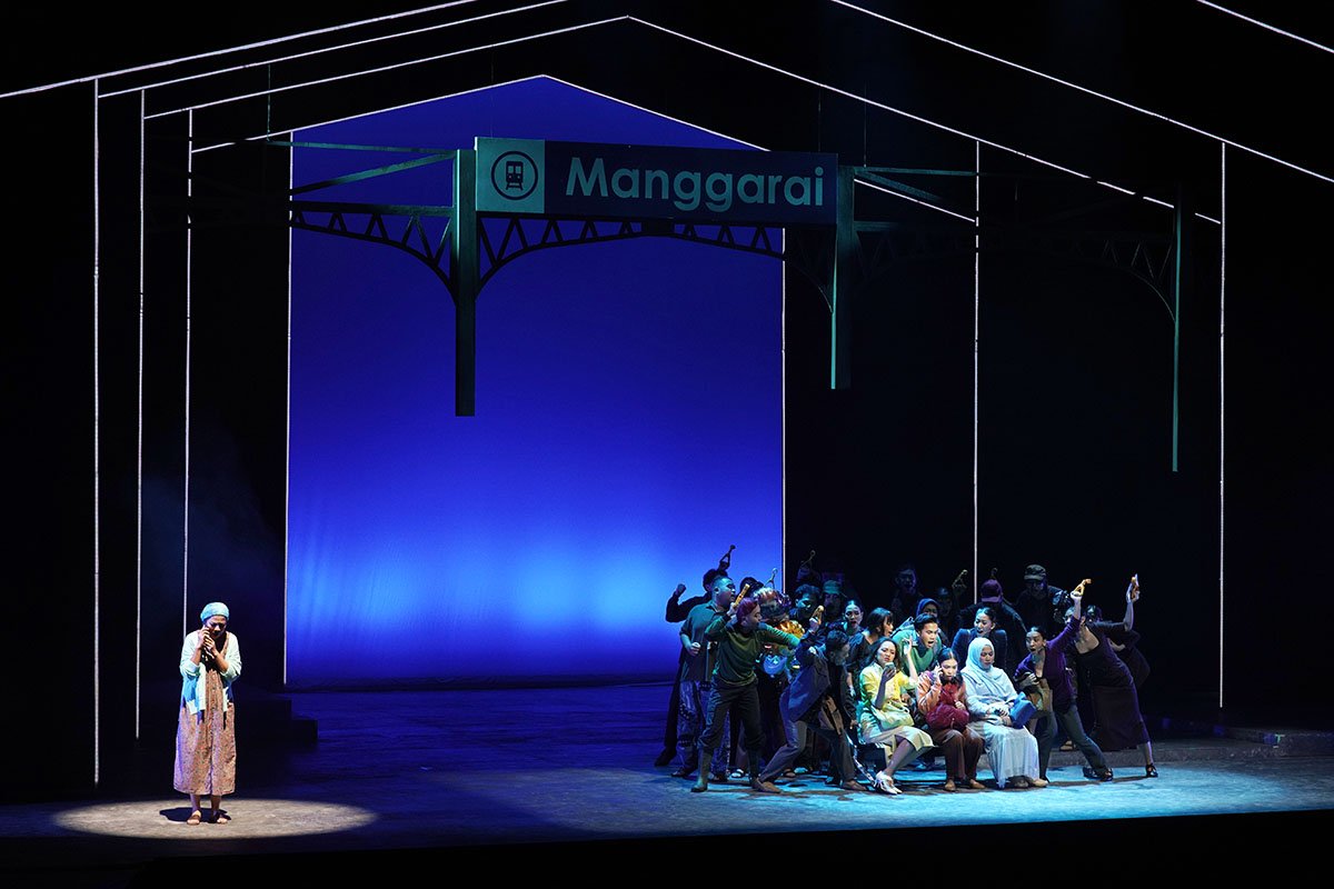 Menemukan Arti Rumah Lewat Perjalanan Kaluna di Home Sweet Loan The Musical
